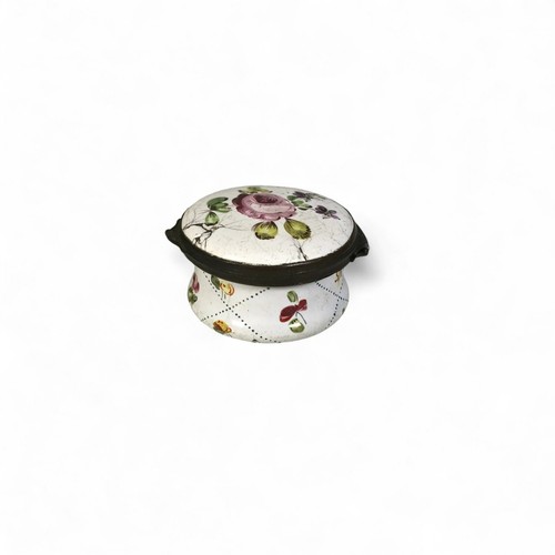 18th Century Enamel Battersea Pill Box with Rose Decoration - Picture 4 of 9