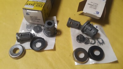 OEM GM 1986 2001 MULTI USE DOOR LOCK CYLINDER GM # 12502669