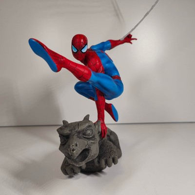 Spider-Man Figur Marvel Spiderman 60 Jahre Höhe 7,3 Zoll Disney Stores USA