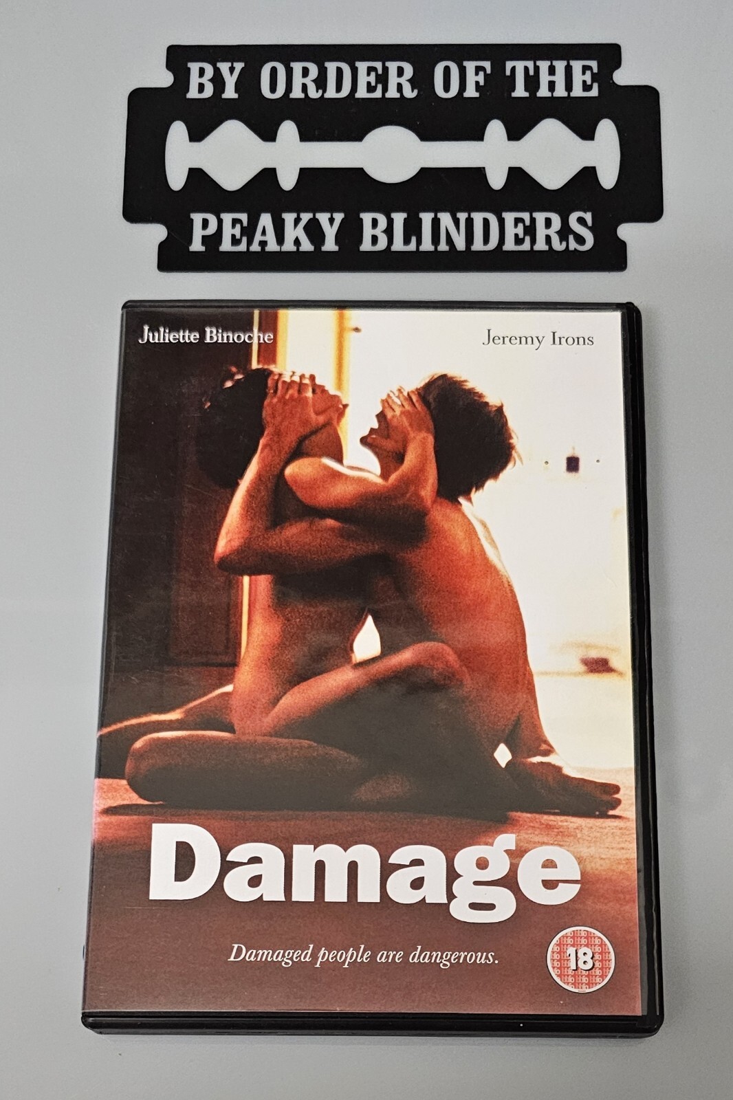 DAMAGE DVD 💿