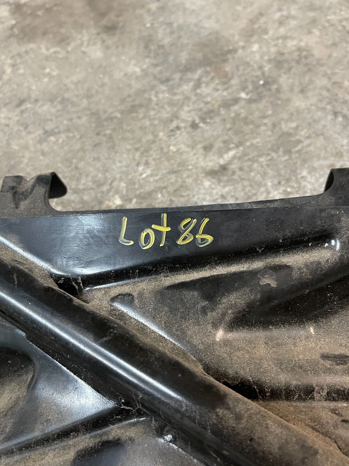 2017 AUDI R8 PLUS REAR TRANSVERSE SUPPORT MOUNT BRACKET ASSMBLY OEM 4S0 813 906