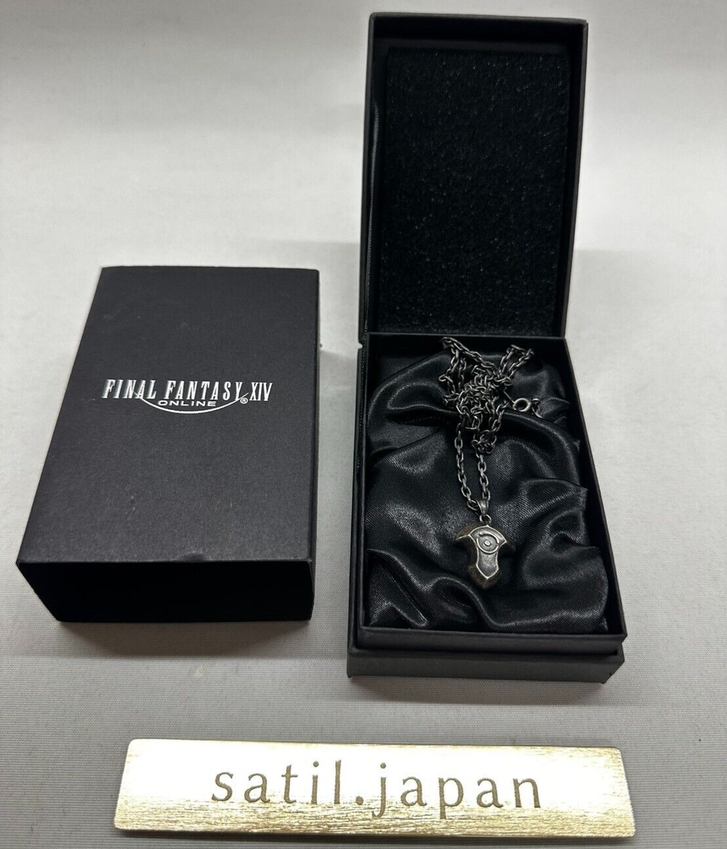 Square Enix FINAL FANTASY XIV Silver Pendant Azem's Crystal Square Enix FINAL FANTASY XIV Silver Pendant Azem's Crystal