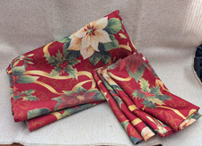 50" x 68" Poinsettia Ribbon Polyester Christmas Tablecloth w/4 Napkins 241217