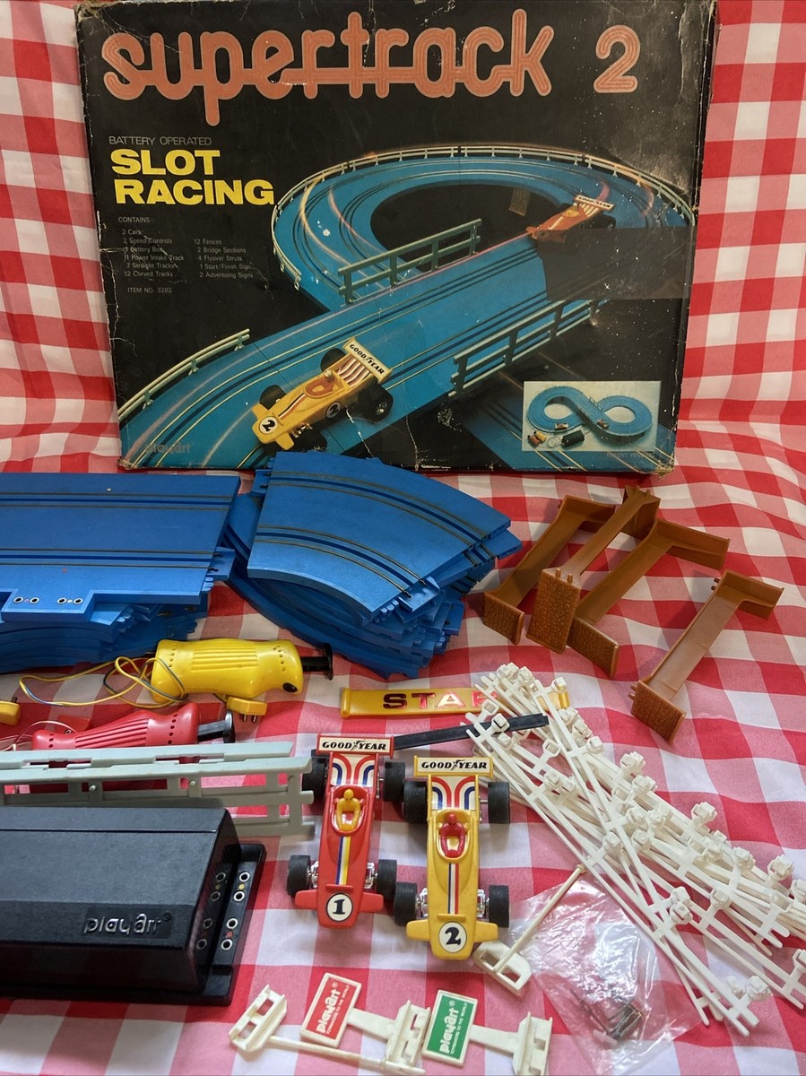 Vintage 1970s PLAYART Supertrack 2 GOOD YEAR Slot Car Racing Track
