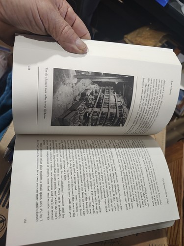 Root Cellaring :Natural Cold Storage of Fruits and Vegetables by Bubel Hardcover - Picture 6 of 7