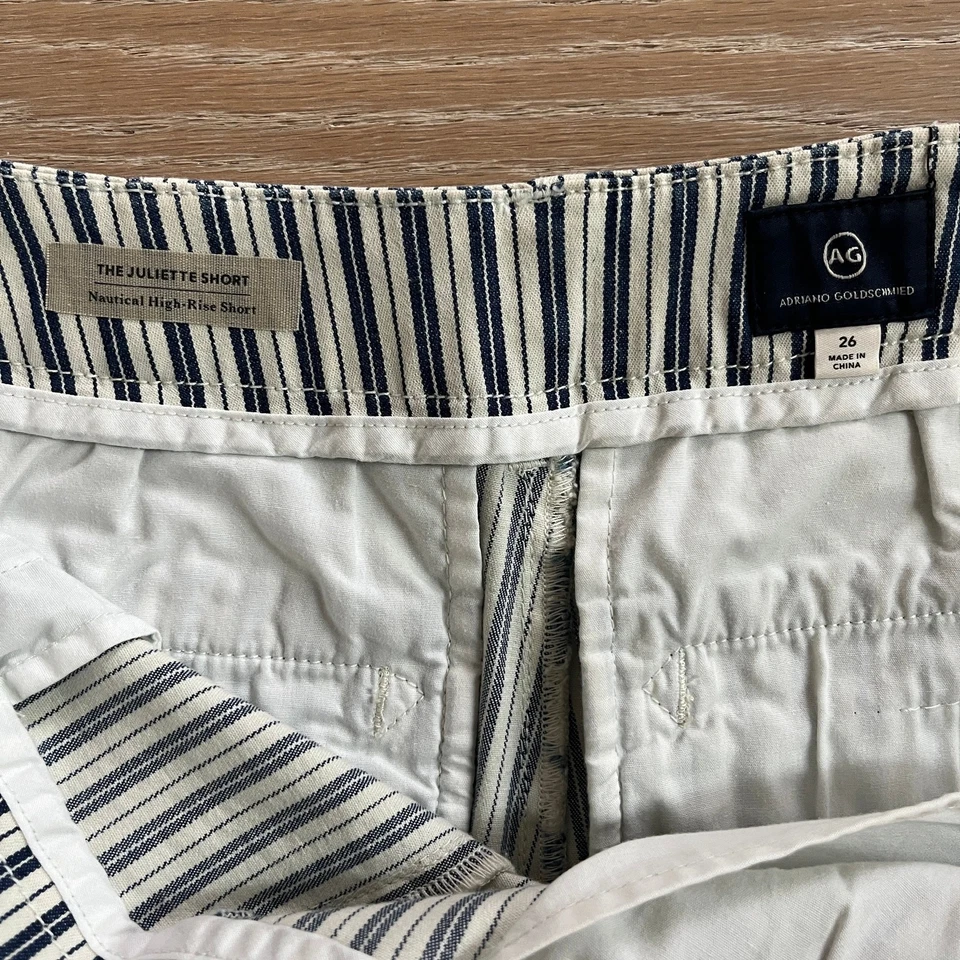 Pantalones Cortos AG Adriano Goldschmied The Juliette Náuticos Tiro Alto Azul Marino Blanco talla 26 Foto 4 de 4