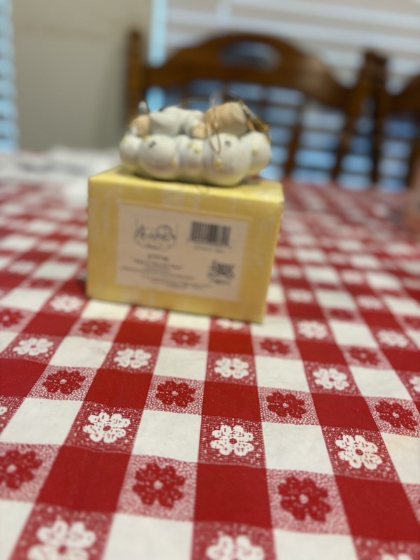 precious moments chapel exclusive, new with box, “Sleep in Heavenly Peace”