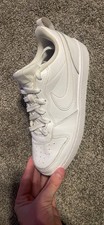 Nike White Low Top Unisex Kids Athletic Sneakers Leather Lace Up