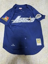 Law of Cards: NBA, MLB, NHL, CLC Go After More Alleged Memorabila Counterfeiters 21