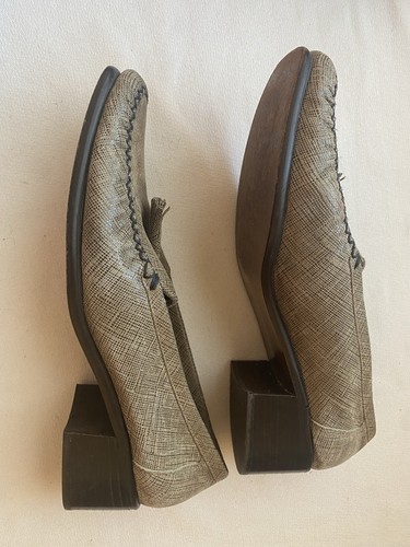 Stuart Weitzman Tan Patent Leather Loafers Heeled Tassel Work Womens Shoes 8 M - Picture 6 of 14
