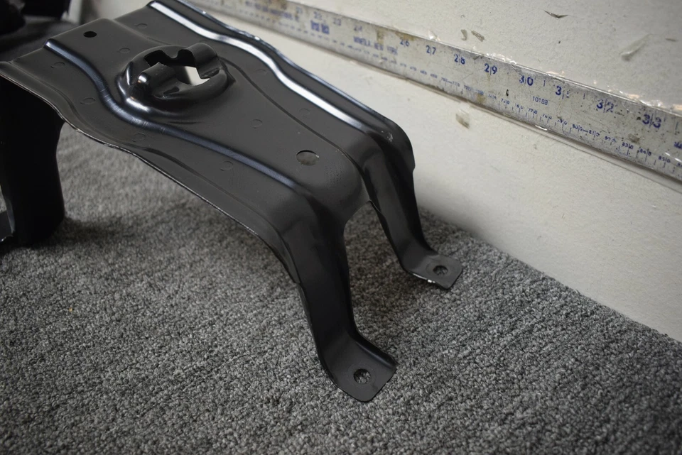 AUDI RS5 2018 soporte de repuesto montaje de fábrica OEM Foto 3 de 4