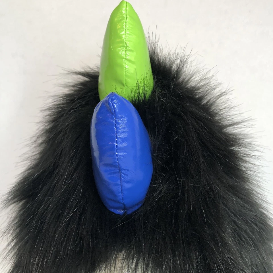 Sombrero Capucha Peluda Dragón Arco Iris Mohawk Divertido Invierno Gorra Adulto Negro Foto 4 de 4