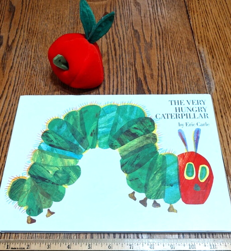 26 ERIC CARLE HARDCOVER AND PAPERBACK BOOKS: - Picture 11 of 24