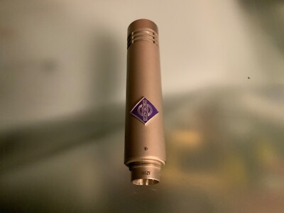 Neumann  KM 83 i MT