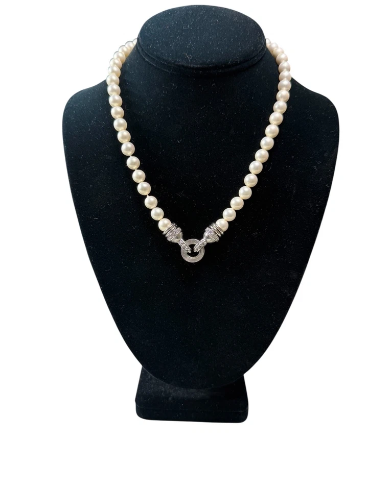 Collar Judith Ripka de plata esterlina con perlas simuladas cierre de palanca detalles de circonita cúbica 16" Foto 2 de 4