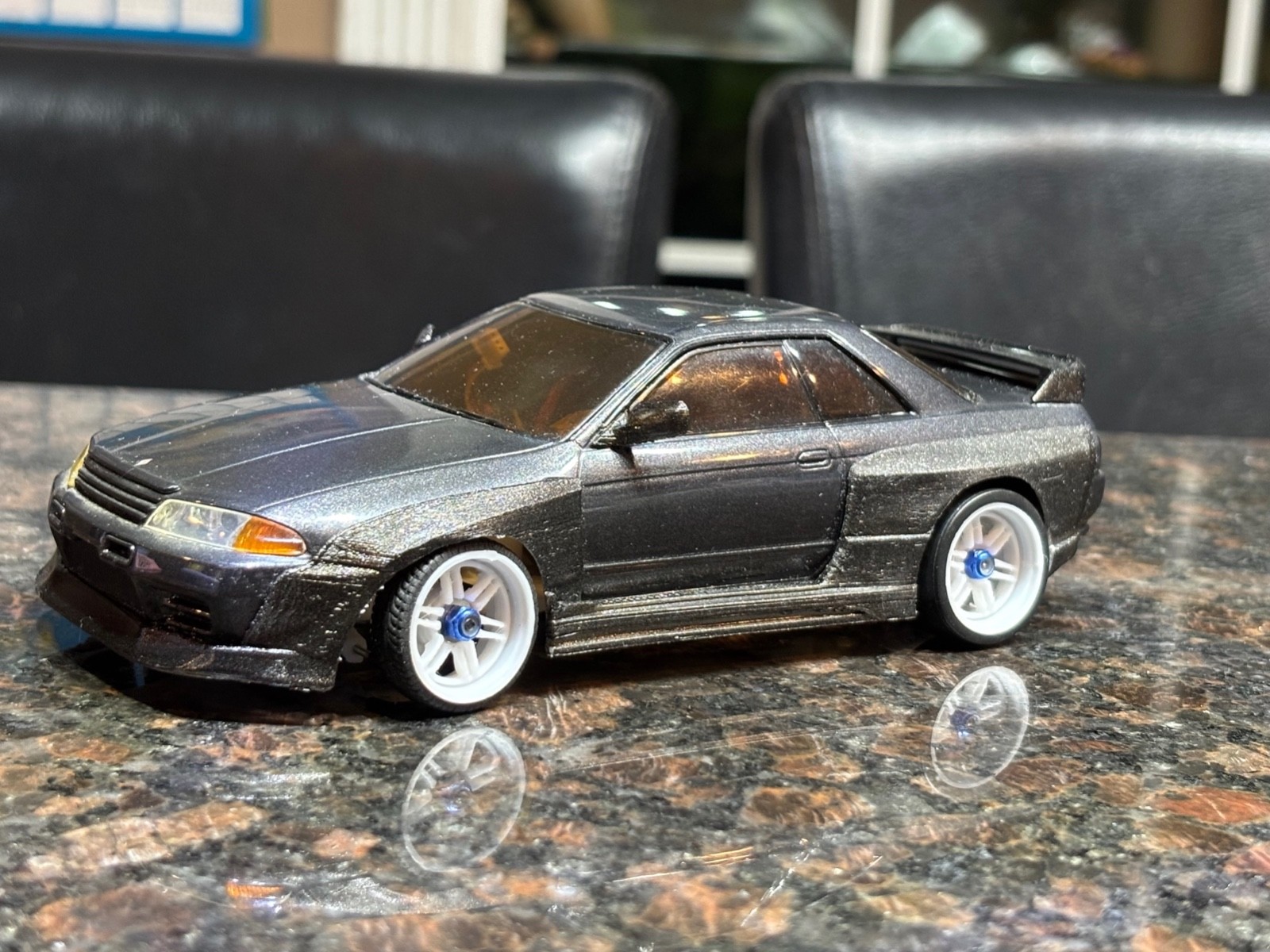 Picture 3 of 5