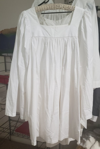 WHITE SURPLICE W/ORGANIST SPLIT SLEEVES SQUARE YOKE PRIEST PASTOR COTTA VESTMENT