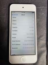 Apple iPod touch 5th Generation Silver (16 GB...