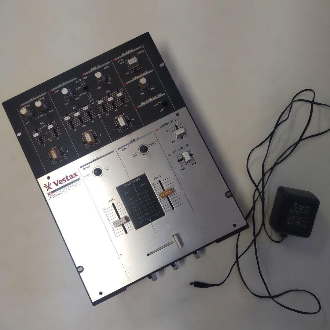 DJ機材 vestax pmc-07pro Vestax PMC-07 Pro Mixer | zZounds