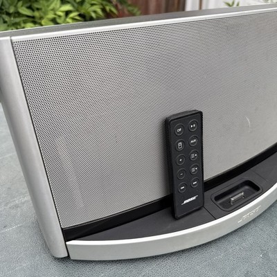 Bose SoundDock 10 Digital Music System w/ Remote & Power Cord 30