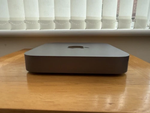 Apple Mac Mini Late 2018 - Intel i3 128GB SSD 8GB RAM Gris, Buen Estado - Imagen 4 de 8