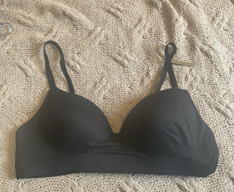 Soma Enbliss Wireless Bra 36A Black Womens