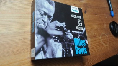 MILES DAVIS - MILESTONES OF A JAZZ LEGEND 10 CD WALLET 10 CD NEU