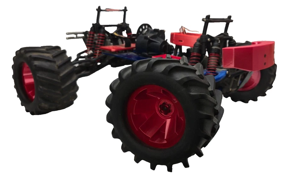 Redline RC custom Traxxas Tmaxx 2.5 rolling chassis with conversion kit & accs - Image 2 of 4