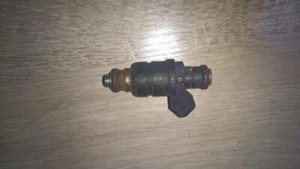078133551l Einspritzventil  Audi A4 DE118428-12