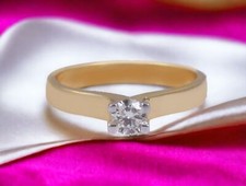 Certified 18ct Yellow Gold 0.30 TCW Round Brilliant Cut Diamond Engagement Ring