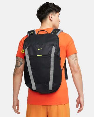 Nike Hike Unisex Rucksack (27L) DJ9677-010 Schwarz Grau Grün Sport