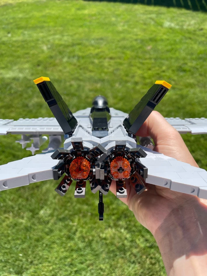 F18 Hornet Fighter Jet Building Blocks Military MOC Aircraft Bricks Model - Image 3 of 4