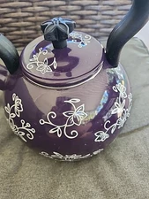 Temptations Tara Full Size Old World Tea Kettle Teapot Stovetop Blue White Flora