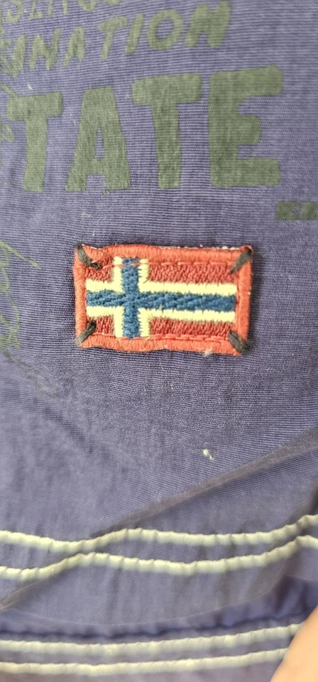 Napapijri Bañador Hombre Talla XL (se ajusta mediano) Preloved Foto 4 de 4