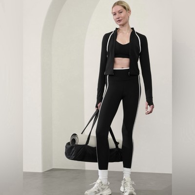 Athleta Women's Salutation UPF 40+ Quick Dry Crop BLACK Jacket Small NWT $109
