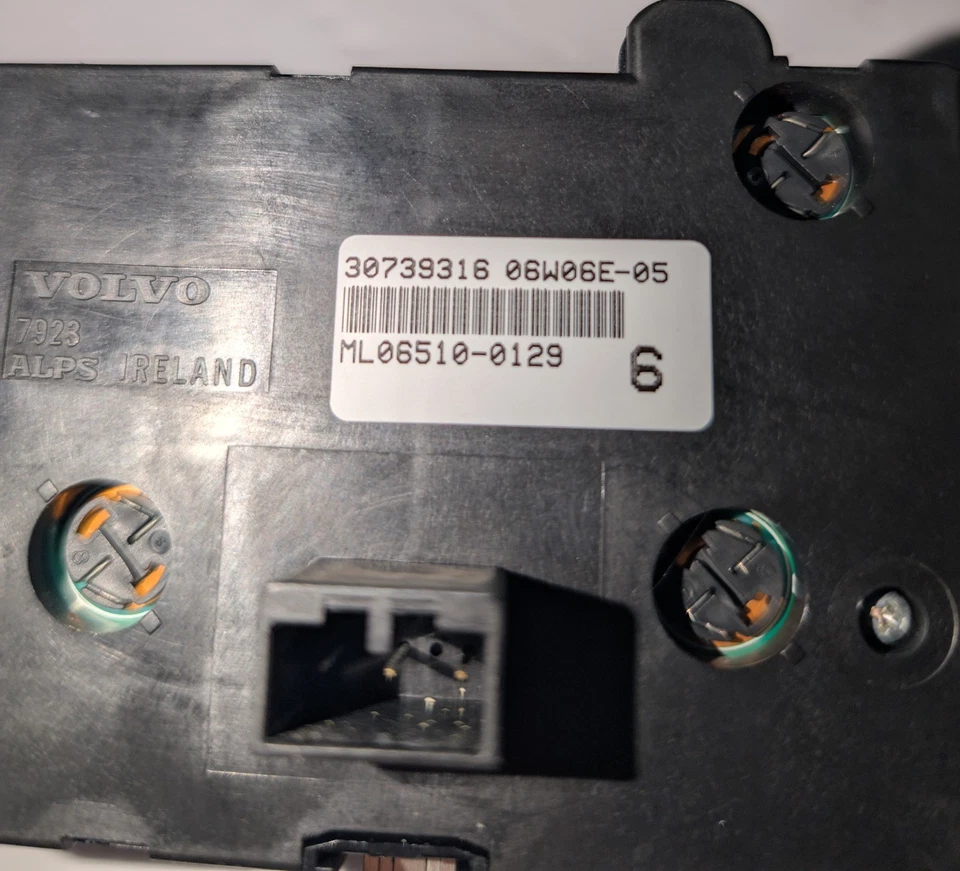 Volvo XC70 2006 2,4 L faro antiniebla control regulador interruptor Foto 3 de 3