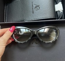 AVANTGUARD - THE MONTMARTRE CAT-EYE SUNGLASSES IN MIDNIGHT TORTOISESHELL