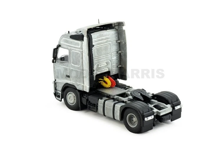 TEKNO 87405 Volvo FH02 Globetrotter 4x2 1/50 - Immagine 2 di 4