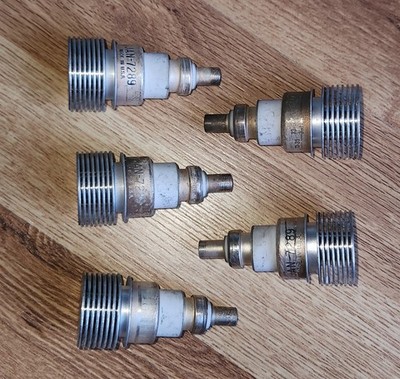 QTY 5 of VACUUM TUBE, JAN-7289 / 3CX100A5 UHF Planar Triode