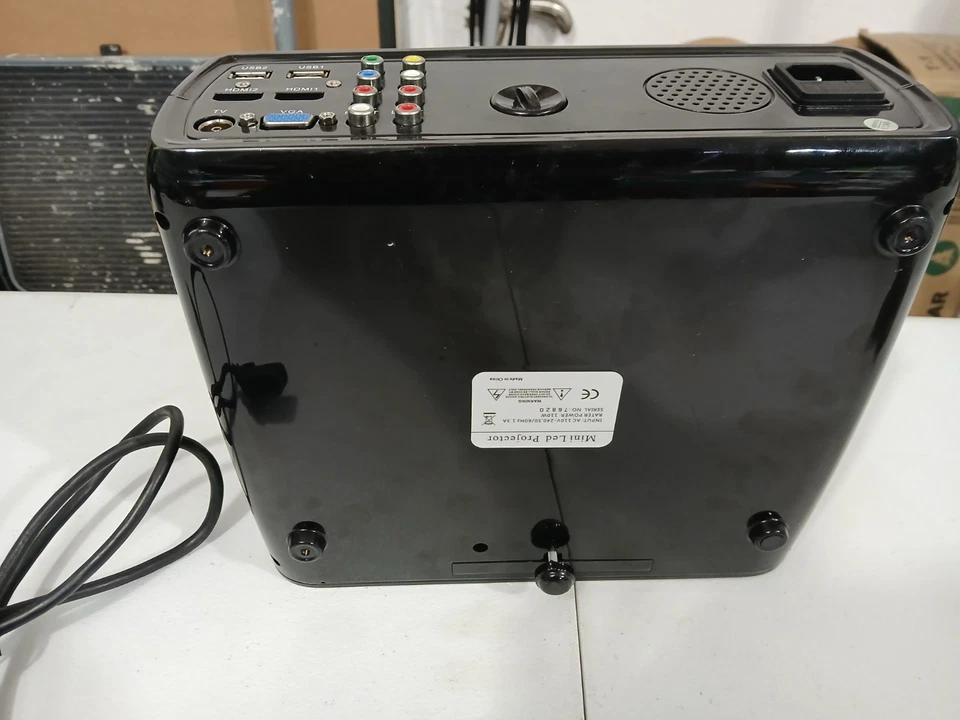 iRulu BL20 Mini Video Projector LED Projector Support 1080P Video Dual HDMI Port - Image 3 of 3