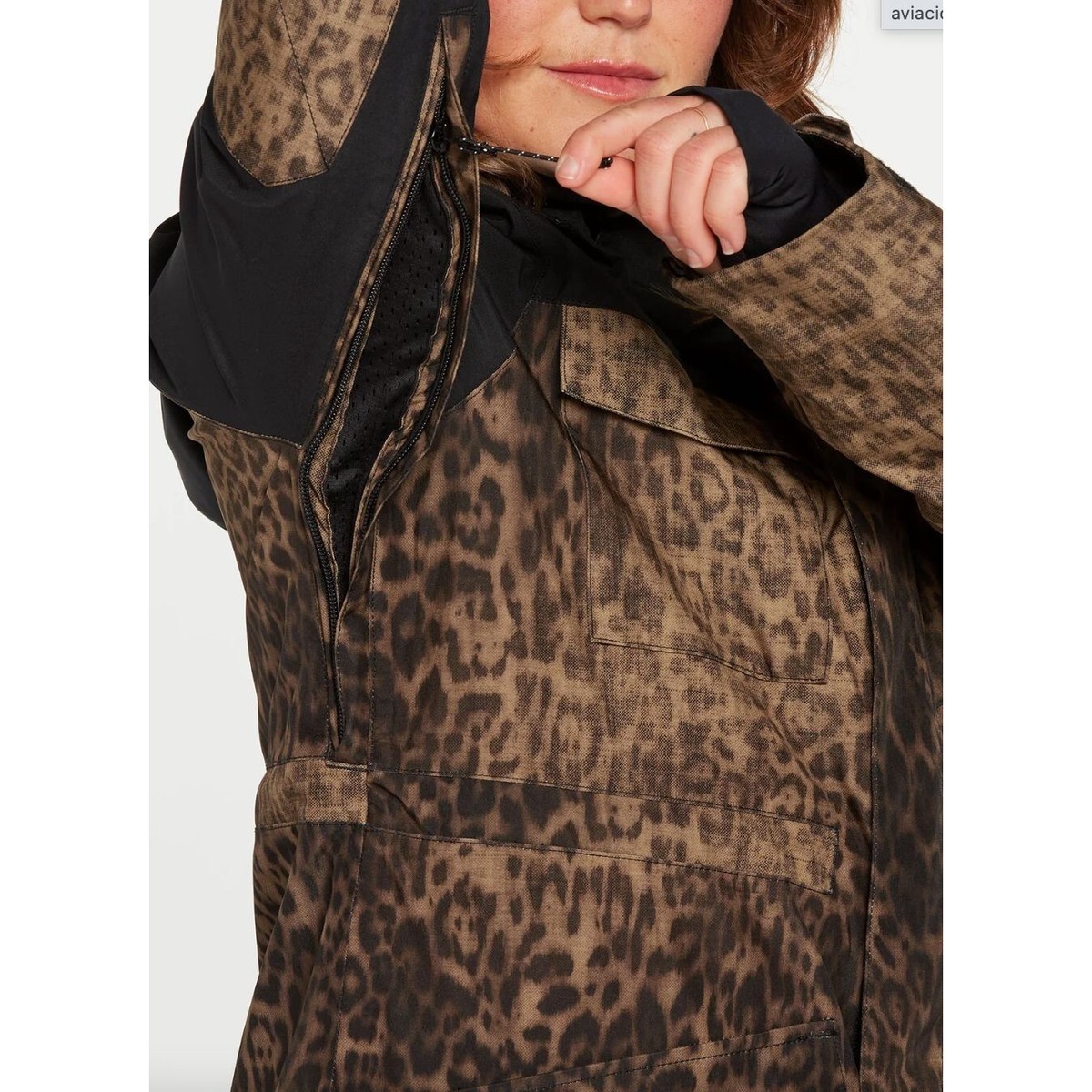 VOLCOM Leda Gore-Tex Snowboard Jacket in Leopard Size Small VOLCOM Leda Gore-Tex Snowboard Jacket in Leopard Size Small