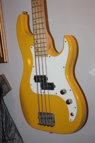 Samick Greg Bennett Corsair 4 String Long Scale Bass Guitar Butterscotch - Picture 3 of 10