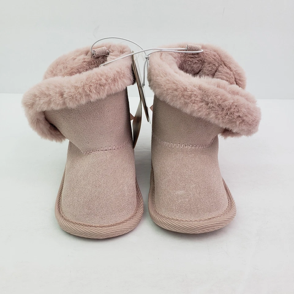 Bearpaw Bebé Niña Talla 6/12 Meses Rosa Claro Cuero Real Imitación Piel Botín Botas Foto 3 de 4