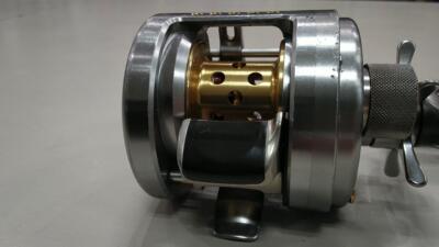 Shimano 04 Calcutta Conquest 100Dc Bait Reel | eBay