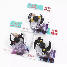 Metal King Glory Honor Shape Darts Hand Fidget Spinner - 1x Random