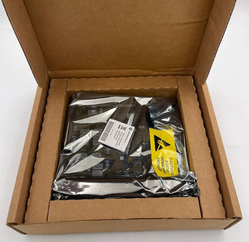 *SEALED* MOTOROLA GMLN5273B DIMETRA GGM8000 CCGW MODULE TA, EXPANSION BOARD - Image 3 of 4