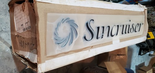 Lowe Boat Raised Decal 2064884 | Suncruiser NAME IN Black Hard Plastic - Picture 3 of 8