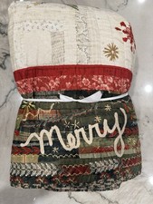 Pottery Barn Winter Wreath Handcrafted Reversible Quilt King/Cal King