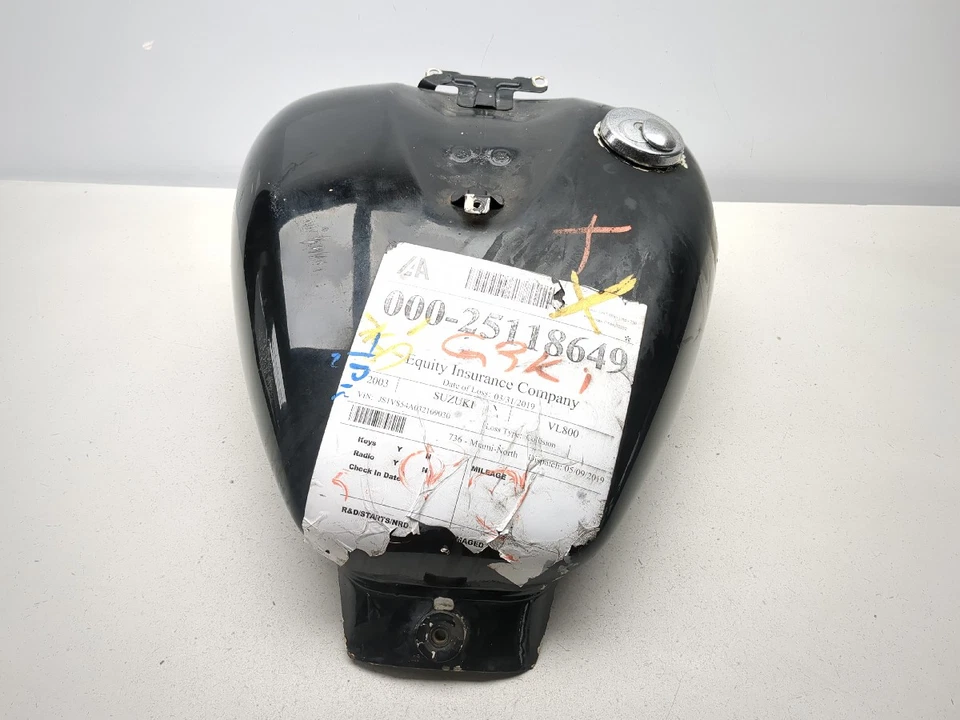 01-04 Suzuki VL800 Intruder Volusia tanque de combustible de gasolina depósito de gasolina sin llave Foto 2 de 4