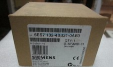 ONE NEW Siemens Digital Output 6ES7 132-4BB31-0AB0 6ES7132-4BB31-0AB0